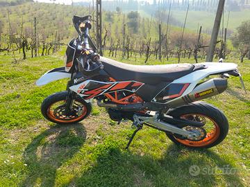 KTM 690 smc