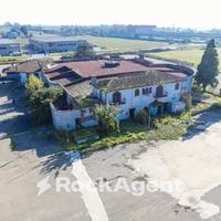 AREA COMMERCIALE: LUOGO IDEALE PER IL TUO SUCCESSO