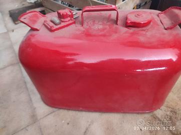 Oggetto vintage in metallo OMC rosso da collezione