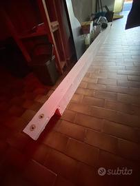 Trave in legno sbiancata