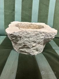 Mortaio in pietra antico