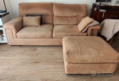 Divano 3 posti con pouf - PoltroneSofa