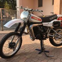 Moto Yamaha Kawasaki Husqvarna Honda Suzuki.