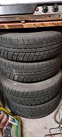 4 Gomme invernali con cerchioni  165/65/R14 79T