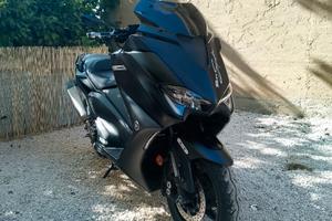 T -MAX 560