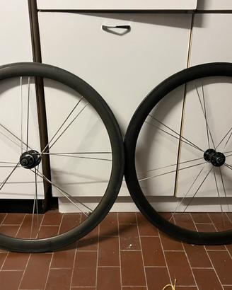 ruote bontrager carbonio
