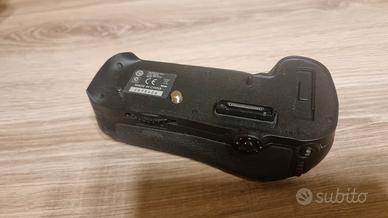 Battery grip Nikon  MB-D12 + batteria  EN-EL15