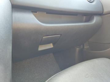 Cassetto portaoggetti OPEL MERIVA del 2011