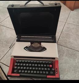 macchina per scrivere Remington