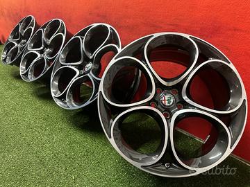 Cerchi Alfa Romeo Stelvio SUPER Q4 Gomme 255 45 20