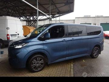 FORD Tourneo Custom 8 Posti 320 L2 H1 Titanium 2