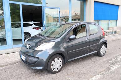 Peugeot 107 1.0 68CV 5p. Automatica