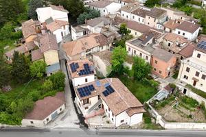 3 LOCALI A PIZZOLI