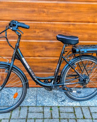 Bici pedalata assistita Momo Design Venezia