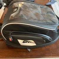 Givi coppia  borse serbatoio + flangia