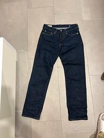 Levis 511  blu scuro.   29/30 uomo
