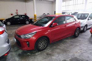 Kia Rio 1.2 benzina del 2017 con 66.000km