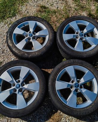 Škoda Yeti 5L – cerchi originali OEM Erebus 17"