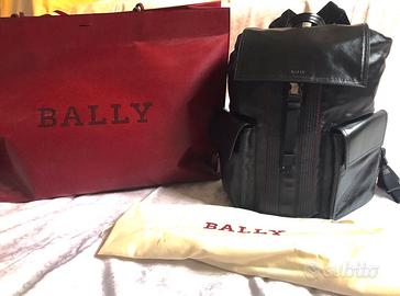 Zaino Bally in pelle mai utilizzato modello Abner