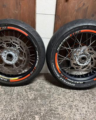 Cerchi 17 motard ktm completi anche di sposta pinz