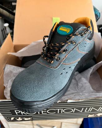 Scarpe antinfortunistiche