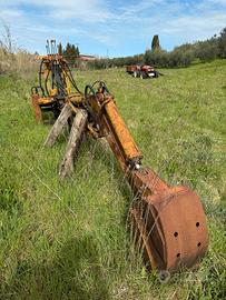 Retro escavatore per Fiat FL4-FL6