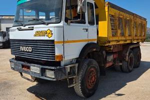 IVECO 330 35