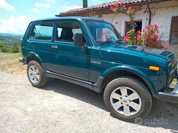 Lada niva 2009 benzina e gpl