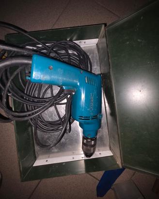 Trapano elettrico MAKITA funzionante con valigetta
