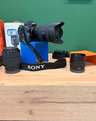 Kit Sony A7 III + 24-105G + 35mm + 28-70 + flash