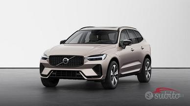 VOLVO XC60 T6 AWD Plug-in hybrid Elettrica/Benzi