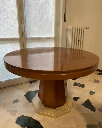 Tavolo rottondo in legno con base di marmo