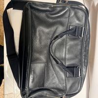 Borsa in vera pelle Lacoste