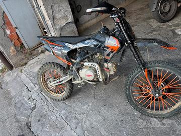 Pit bike 125