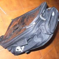 BORSA  DA    SERBATOIO  MOTO  CON MAGNETI