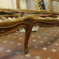 Divano tre posti bergere intagliato solo scheletro