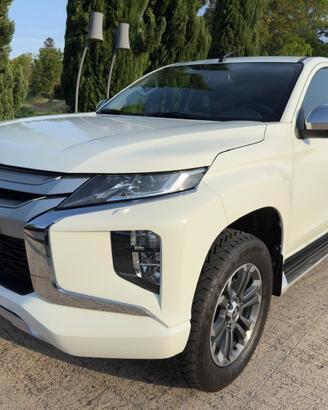 Mitsubishi L200 2.3 D Doub.Cab 4x4 Sup.Select P2.I