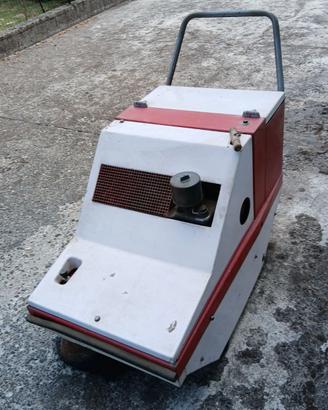 Spazzatrice a scoppio