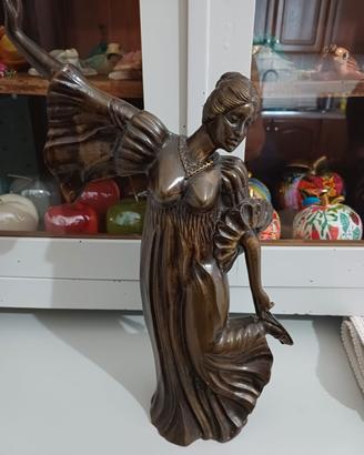 Statua in bronzo