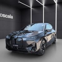 BMW iX xDrive40 Pacchetto Sportivo