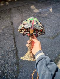 Lampada da Tavolo Stile Tiffany - Motivo Libellula