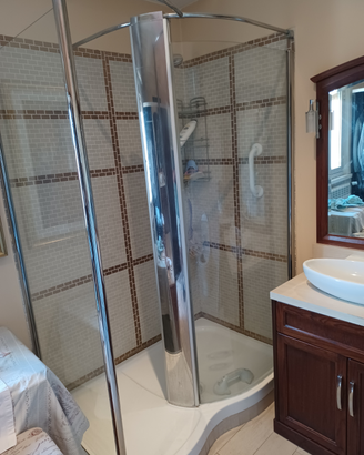 Jacuzzi box doccia