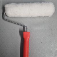 attrezzatura per pitturare usata una volta