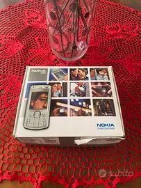 Nokia N70.   Urgenza di vendere . Prezzo poco trat