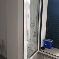 Infissi in alluminio bianchi