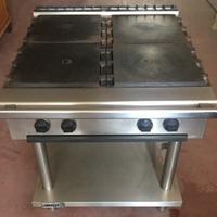 Cucina professionale 4 piastre