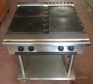 Cucina professionale 4 piastre