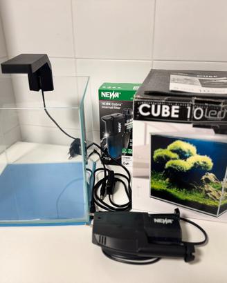 Acquario Ciano Cube 10 Led con filtro e regolatore