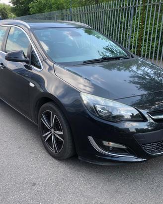 Opel Astra 1.4 Turbo 140CV Sports Tourer GPL Tech 
