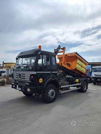 MERCEDES-BENZ 18-24 4x4 scarrabile e spargisale
